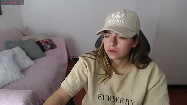 Kitten Cam online show from 20, 12, 2025