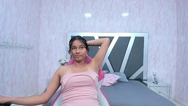 LIA SWAN  online show from 2, 3, 2025