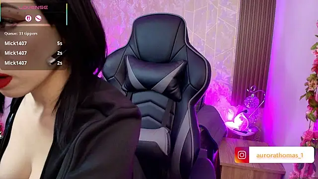 Aurora thomas  1 online show from 20, 10, 2025