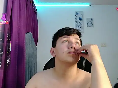 Snapshot of Alan_red chatting on 31, 10, 2025 Alan red online show from 31, 10, 2025