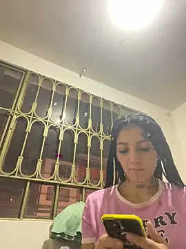 Molly bishop online show from 6, 2, 2025