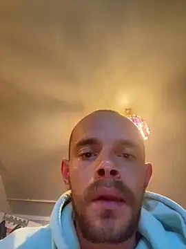 Snapshot of wyattstone chatting on 1, 10, 2025 wyattstone online show from 1, 10, 2025