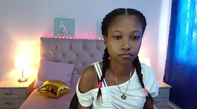 LITTLEDOLLHOT online show from 28, 1, 2025