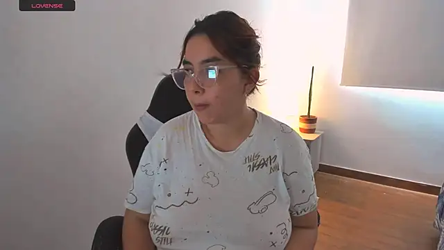 Snapshot of brithany_olson25 chatting on 14, 3, 2025 brithany olson25 online show from 14, 3, 2025