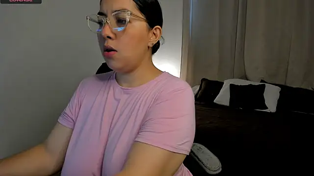 Snapshot of brithany_olson25 chatting on 22, 10, 2025 brithany olson25 online show from 22, 10, 2025