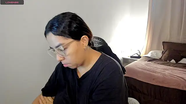 Snapshot of brithany_olson25 chatting on 3, 12, 2025 brithany olson25 online show from 3, 12, 2025