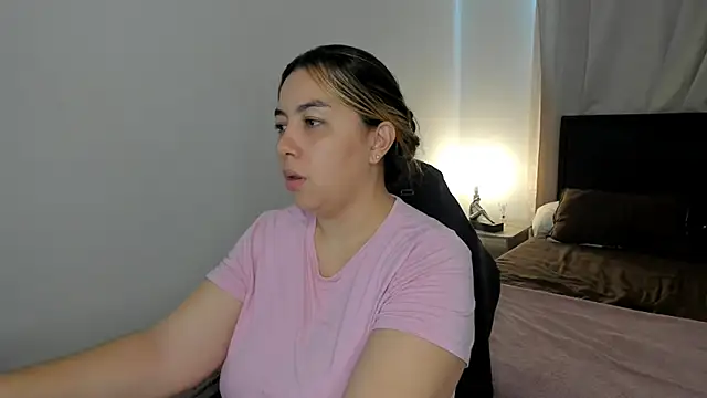 brithany olson25 online show from 16, 4, 2026