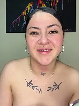 Snapshot of Emmie_Hot chatting on 13, 2, 2025 Emmie Hot online show from 13, 2, 2025