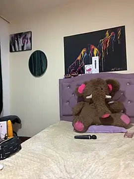 Snapshot of Emmie_Hot chatting on 7, 11, 2025 Emmie Hot online show from 7, 11, 2025