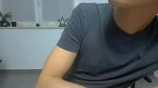 Snapshot of Masterclassyfeet chatting on 29, 4, 2026 Masterclassyfeet online show from 29, 4, 2026