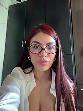 Snapshot of thompsonabella666 chatting on 24, 5, 2026 thompsonabella666 online show from 24, 5, 2026