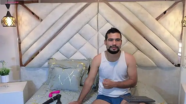 luxurycoupl online show from 29, 1, 2025