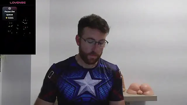 Snapshot of machohiberiko chatting on 7, 10, 2025 machohiberiko online show from 7, 10, 2025