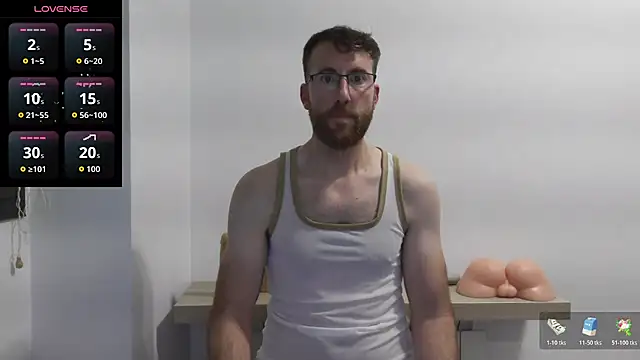 Snapshot of machohiberiko chatting on 17, 11, 2025 machohiberiko online show from 17, 11, 2025