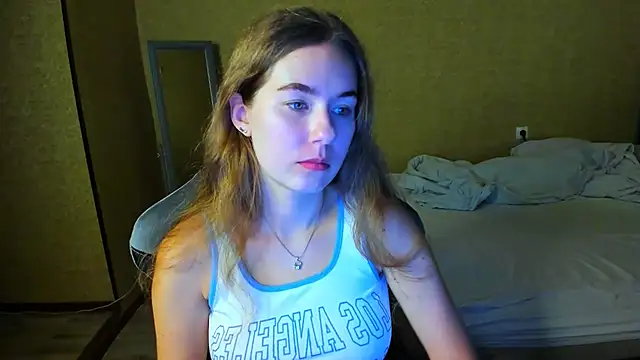 EmilyPaw online show from 18, 7, 2026