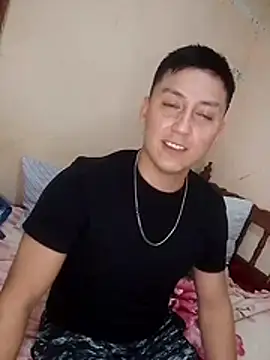 Snapshot of LuisMex1998 chatting on 9, 11, 2025 LuisMex1998 online show from 9, 11, 2025