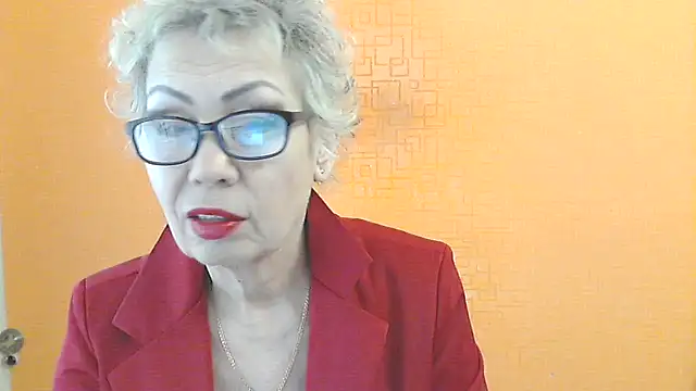 NessyJenixs online show from 2, 2, 2026