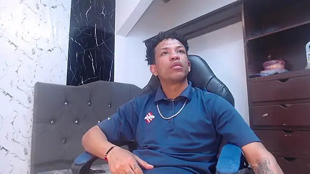 Snapshot of carlos_alber12 chatting on 10, 9, 2025 carlos alber12 online show from 10, 9, 2025