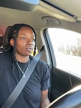 Snapshot of theprettysoles chatting on 28, 11, 2025 theprettysoles online show from 28, 11, 2025