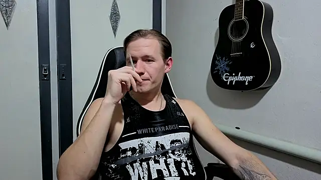 Snapshot of DiMastyzzz chatting on 30, 1, 2025 DiMastyzzz online show from 30, 1, 2025