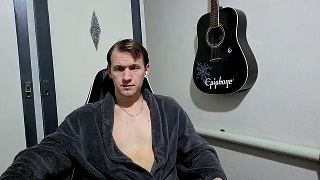 Snapshot of DiMastyzzz chatting on 2, 2, 2025 DiMastyzzz online show from 2, 2, 2025