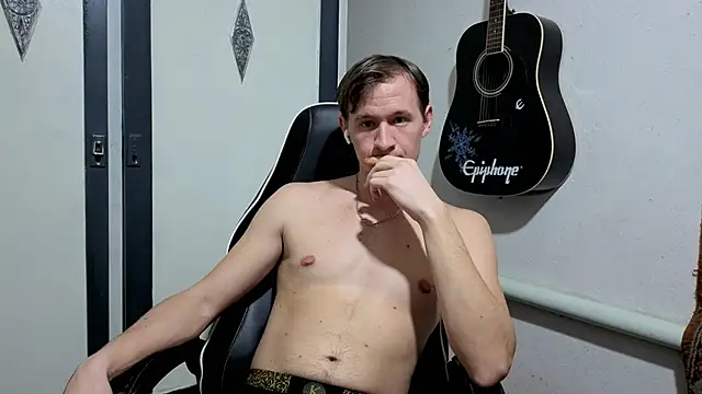 Snapshot of DiMastyzzz chatting on 4, 2, 2025 DiMastyzzz online show from 4, 2, 2025