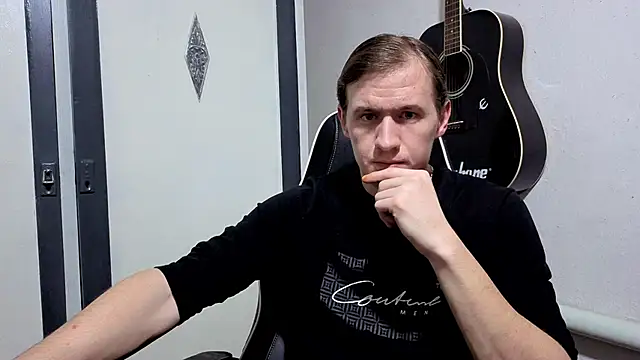 Snapshot of DiMastyzzz chatting on 5, 2, 2025 DiMastyzzz online show from 5, 2, 2025