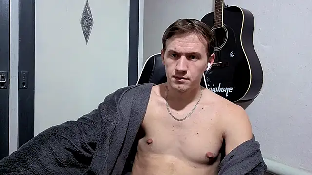 Snapshot of DiMastyzzz chatting on 5, 2, 2025 DiMastyzzz online show from 5, 2, 2025