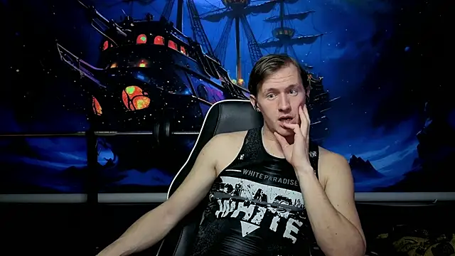 Snapshot of DiMastyzzz chatting on 9, 3, 2025 DiMastyzzz online show from 9, 3, 2025