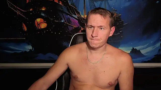 Snapshot of DiMastyzzz chatting on 12, 10, 2025 DiMastyzzz online show from 12, 10, 2025