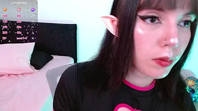 Snapshot of Diana_P23 chatting on 25, 1, 2025 Diana P23 online show from 25, 1, 2025