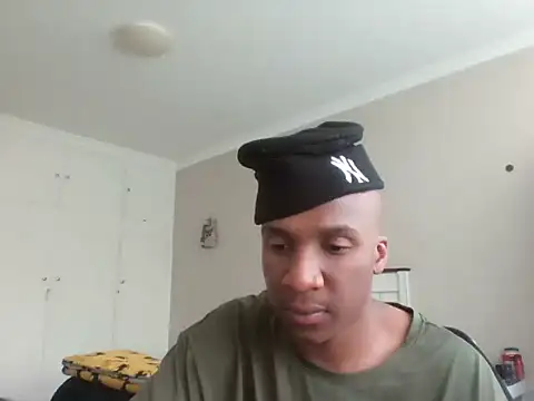 Snapshot of sydmanyoba chatting on 26, 10, 2025 sydmanyoba online show from 26, 10, 2025