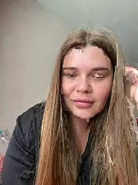 Snapshot of ella_zzz chatting on 18, 7, 2026 ella zzz online show from 18, 7, 2026