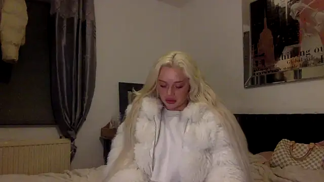 Snapshot of blissdimicco chatting on 31, 1, 2025 blissdimicco online show from 31, 1, 2025