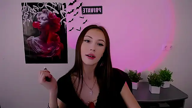 Nikonara Love online show from 16, 2, 2025