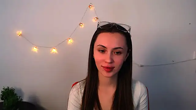 Nikonara Love online show from 20, 4, 2026