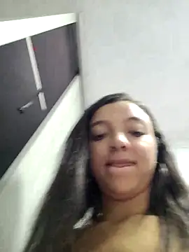 Briannasweeth17 online show from 7, 2, 2025