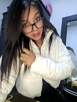 Briannasweeth17 online show from 22, 3, 2025