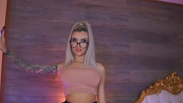 Juicy Jessye online show from 18, 10, 2025