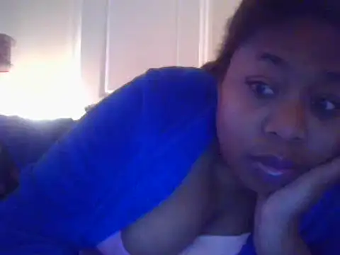 angeliquebelcali online show from 10, 3, 2025