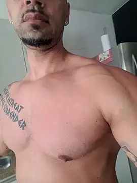 Snapshot of badbrown chatting on 10, 2, 2025 badbrown online show from 10, 2, 2025