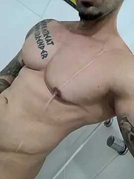 Snapshot of badbrown chatting on 22, 2, 2025 badbrown online show from 22, 2, 2025