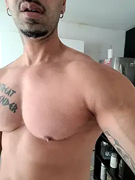 Snapshot of badbrown chatting on 22, 2, 2025 badbrown online show from 22, 2, 2025