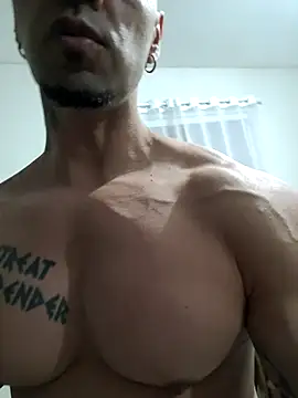 Snapshot of badbrown chatting on 23, 2, 2025 badbrown online show from 23, 2, 2025