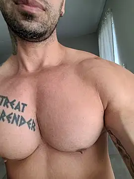 Snapshot of badbrown chatting on 1, 3, 2025 badbrown online show from 1, 3, 2025