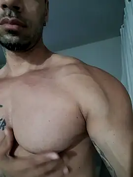 Snapshot of badbrown chatting on 6, 3, 2025 badbrown online show from 6, 3, 2025