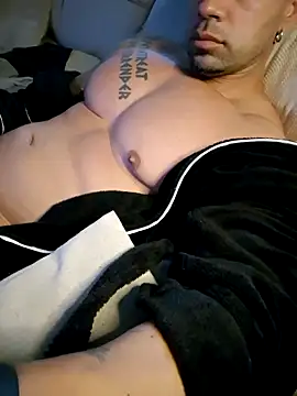 Snapshot of badbrown chatting on 21, 10, 2025 badbrown online show from 21, 10, 2025