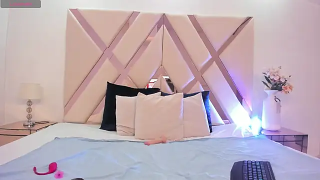 taliarussel online show from 20, 2, 2025