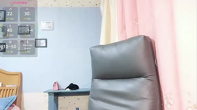 Snapshot of ManMan-520 chatting on 17, 11, 2025 ManMan-520 online show from 17, 11, 2025