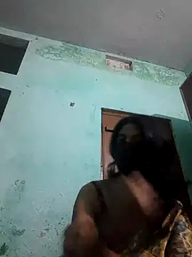 Snapshot of Bong-lady chatting on 14, 2, 2025 Bong-lady online show from 14, 2, 2025